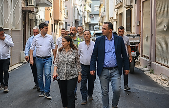 Bornova'da dev asfalt hamlesi