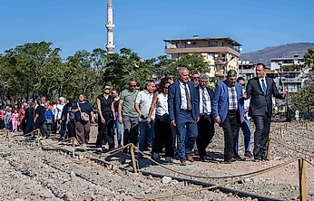 Bornova'da kent bostanları büyüyor: İki yeni alan üretime açıldı