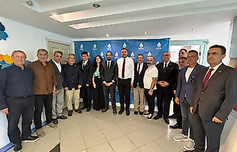 CHP İzmir'den siyasi parti turu: Gümrükçü'den ortak akıl mesajı