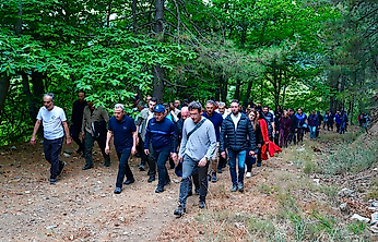 Efeler Yolu'nda kalp sağlığı buluşması: Bozdağ'da sağlıklı yaşam yürüyüşü