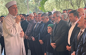 Hamza Dağ, Mahir Ünal'ı acı gününde yalnız bırakmadı