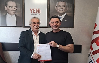 İrfan Önal resmen YENİ Parti'de: Bayraklı'da yeni dönem