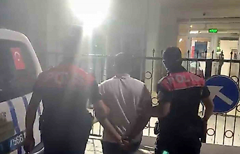 Hırsızlıktan 14 yıl cezası bulunan firari İzmir'de yakalandı