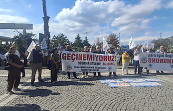 İzmir'de emeklilerden 36'ncı hafta eylemi: Geçinemiyoruz