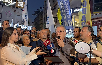 İzmir'de Tugay'ın AK Parti'ye geçeceği iddiasına tepki: 'Seçmen iradesi pazarlık konusu yapılamaz'