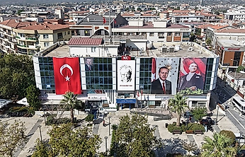 Menderes'te parklarda 'Güvenli Menderes' çalışması
