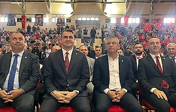 Özgür Özel Gaziemir'de açıkladı: YENİ Parti'nin üye sayısı 723 bine ulaştı