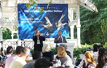 Torbalı'da işitme engelliler buluştu: Taleplerini Başkan Demir'e anlattılar