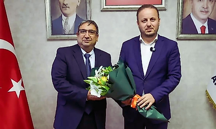 Buca'da dikkat çeken temas: Benzer'den AK Parti ziyareti!