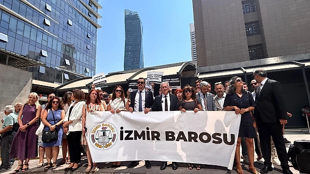 Adli yıl açılışında İzmir Barosu'ndan 'söz hakkı' tepkisi: Sözümüz bir makamın iznine bağlı değildir!