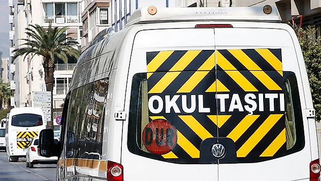 İzmir'de servis ücretlerine 4'üncü kez zam geliyor: Yeni ücretler komisyonda!