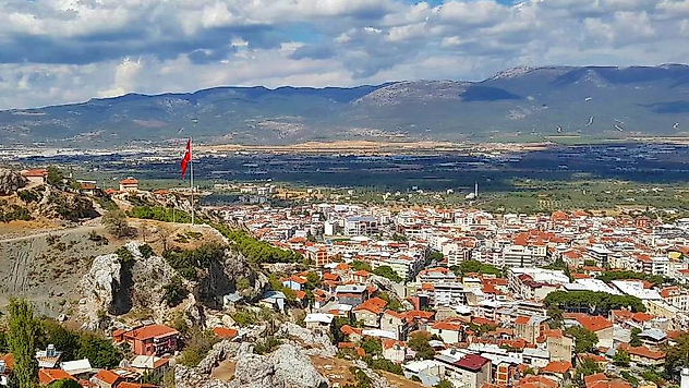 İzmir'in Bu İlçesinde Nüfus 122 Bini Aştı! Son 10 Yıldaki Değişim Dikkat Çekti