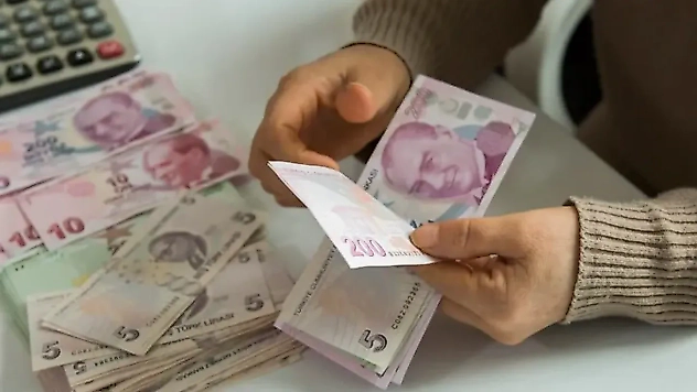 İzmirli öğrencilere destek... Burs programında yeni dönem başlıyor!