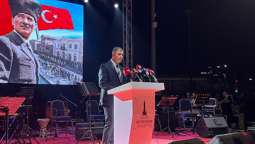 9 Eylül resepsiyonunda dikkat çeken tablo: İzmir'den yalnızca 1 milletvekili katıldı