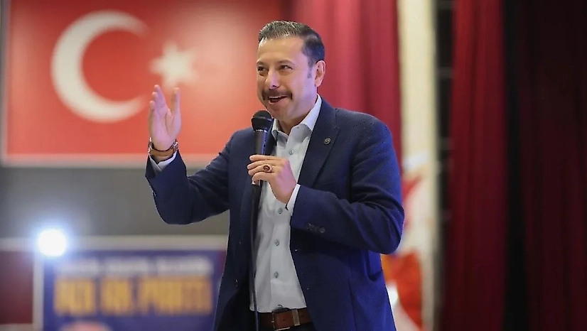 Kaya'dan İEF çıkışı: Dünyaya açılan fuar panayıra dönüştü