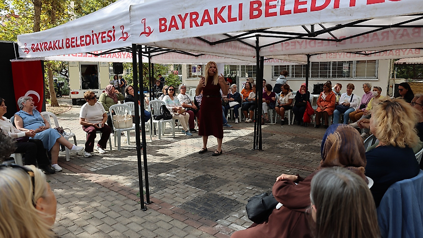 Bayraklı'da Yaşlılar Günü'ne özel farkındalık etkinliği