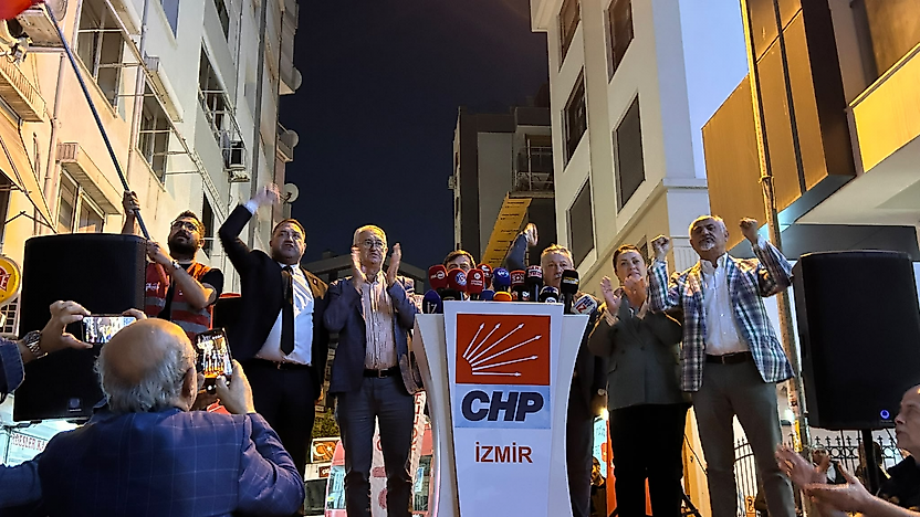 CHP İzmir'den Tugay'a sert tepki: 'Truva atında daha kimler var bilmiyoruz!'