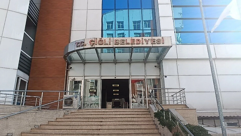 Çiğli Belediye Meclis üyelerinden transfer iddialarına yanıt