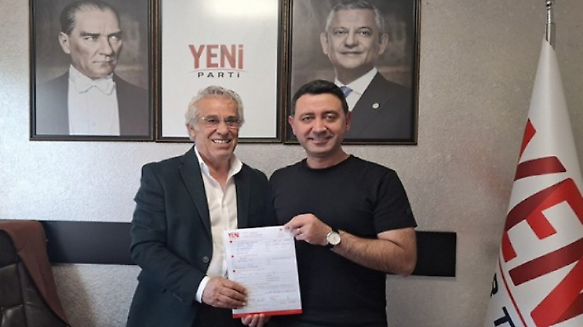 İrfan Önal resmen YENİ Parti'de: Bayraklı'da yeni dönem