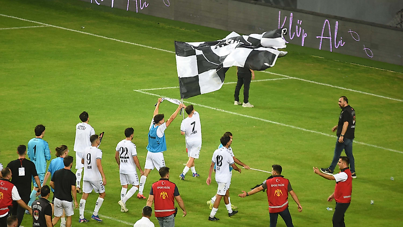 İzmir derbisinin faturası ağır oldu: Altay'a 60 bin 500 TL ceza