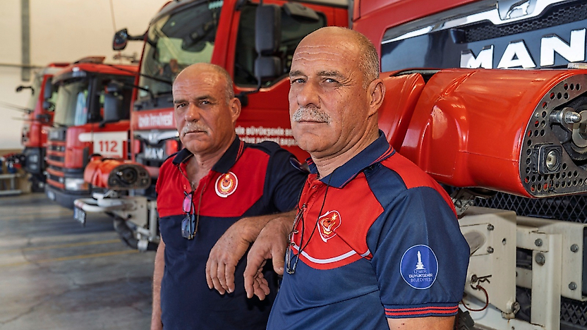 İzmir İtfaiyesinin ikizleri 33 yıldır birlikte hayat kurtarıyorlar