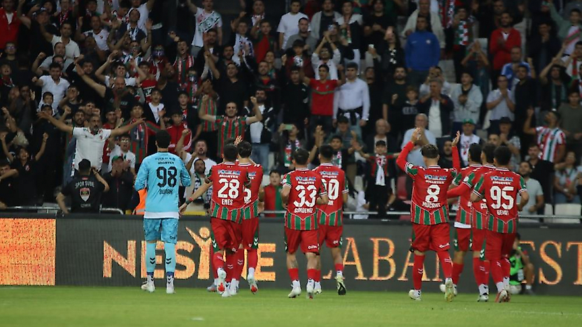 Karşıyaka'da kötü başlangıç: İlk 4 haftada galibiyet yok