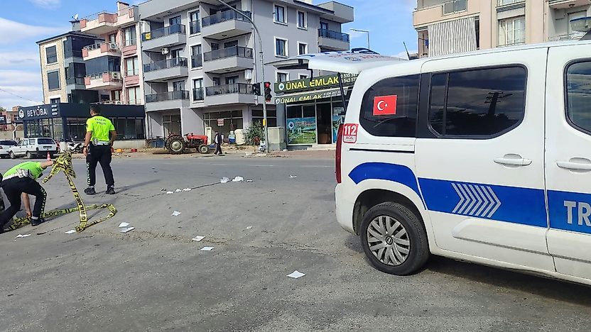 Ödemiş'te yaya kazası kamerada: 42 yaşındaki kişi ağır yaralandı