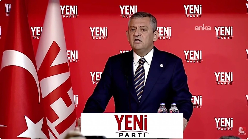 Özgür Özel'den İzmir mesajı: 'Satıp gidenler hain oğlu haindir'