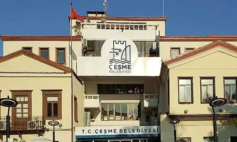 Çeşme Belediyesi'ne operasyon: Başkan Yardımcısı gözaltında