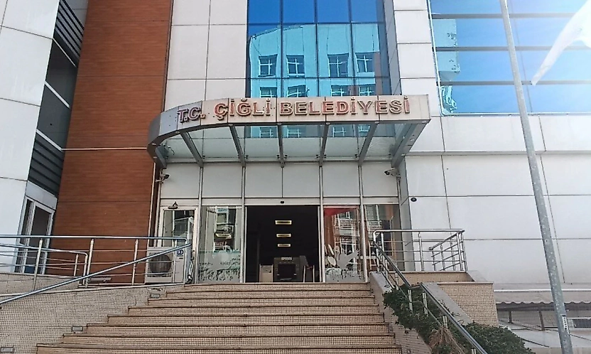 Çiğli Belediye Meclis üyelerinden transfer iddialarına yanıt