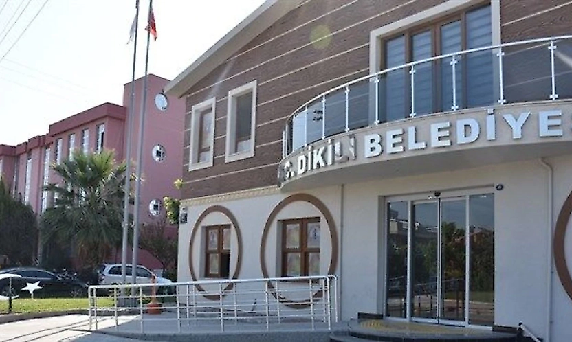 Dikili Belediyesi'nde TİS krizi: Tüm Yerel Sen'den 'kazanılmış hak' tepkisi