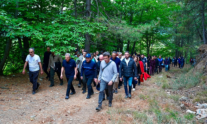 Efeler Yolu'nda kalp sağlığı buluşması: Bozdağ'da sağlıklı yaşam yürüyüşü