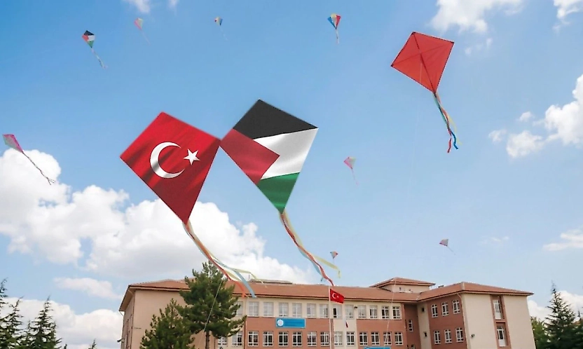 İzmir'de 2 bin öğrenci uçurtmalarını barış için uçuracak