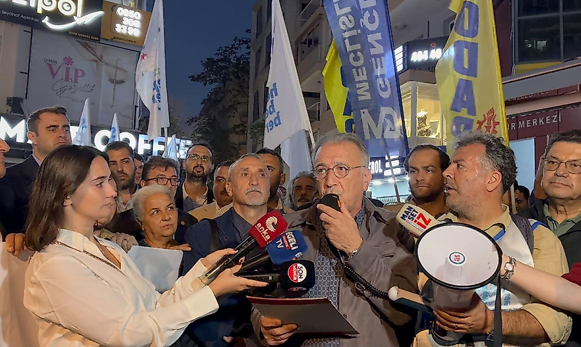 İzmir'de Tugay'ın AK Parti'ye geçeceği iddiasına tepki: 'Seçmen iradesi pazarlık konusu yapılamaz'