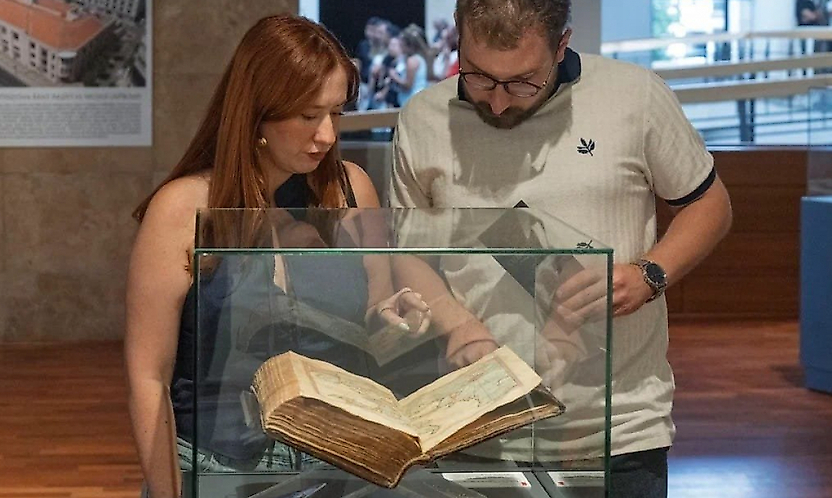 İzmir'in yüzyıllık hazinesi açıldı: 61 nadir eser ilk kez sergide