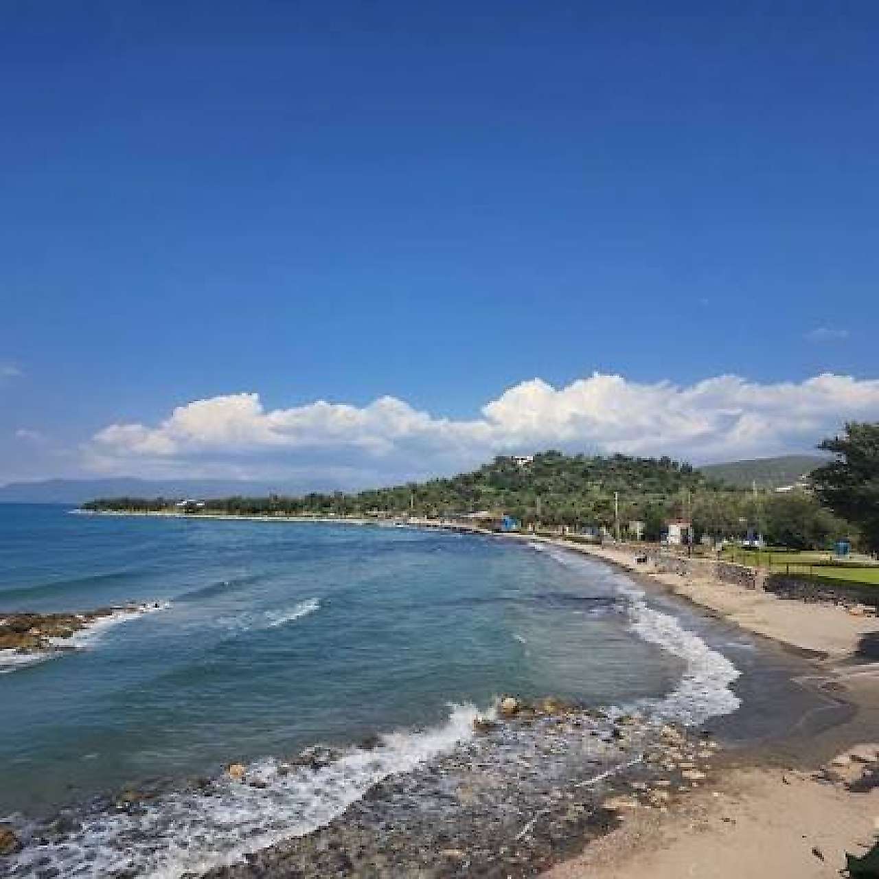 İzmir Dikili'de Hafta Sonu Ne Yapılır? Deniz, Doğa ve Tarihle Dolu En Güzel Gezi Rotaları