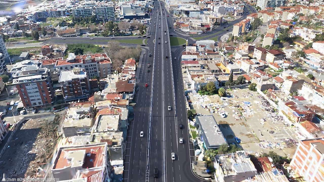 Karşıyaka trafiğine yeni çözüm: Anadolu Caddesi'ne 205 metrelik köprü