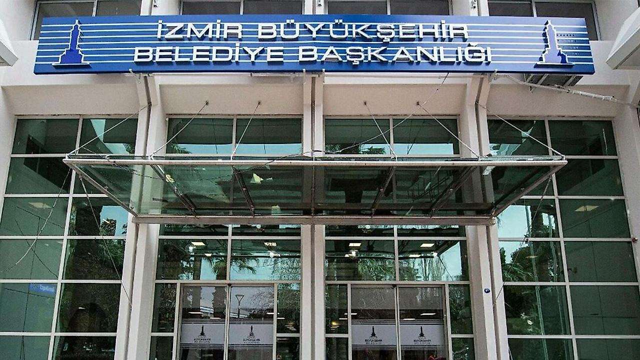BAYETAV'ın İzmir anketinde Büyükşehir'den memnun olmayanların oranı yüzde 59 çıktı