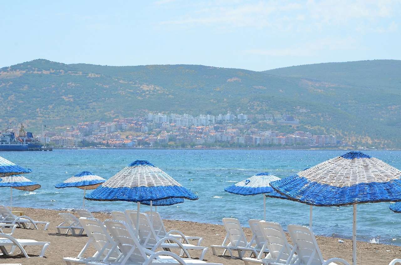 İzmir Dikili'de Hafta Sonu Ne Yapılır? Deniz, Doğa ve Tarihle Dolu En Güzel Gezi Rotaları