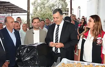 Tireli incir üreticisine 1,5 milyon TL'lik destek: Kasa ve kerevet dağıtıldı