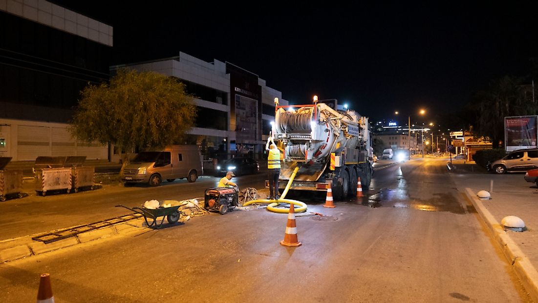 13 kilometrelik atık su hattında temizlik ve güçlendirme seferberliği