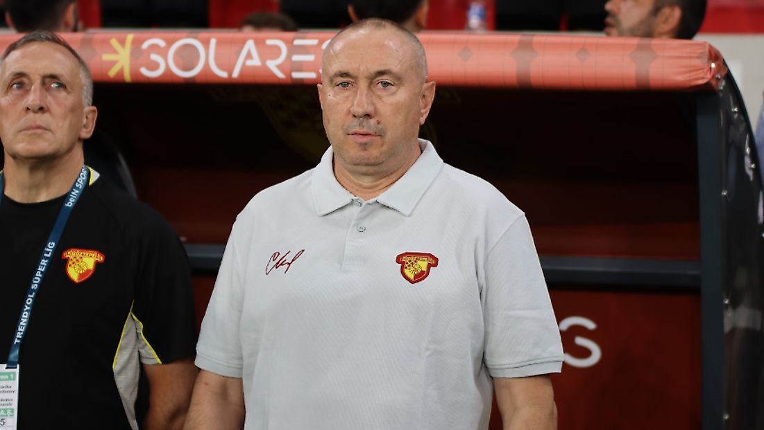 Göztepe, Stanimir Stoilov’un sözleşmesini 2028 yılına kadar uzattı