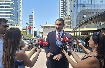 CHP İzmir'den 123 bin liralık iPhone suç duyurusuna Yeni Partili Güç'ten yanıt geldi: Konu bizim için kapandı