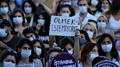 Kadın cinayetlerine şüpheli ölüm perdesi: Balkondan mı düştüler ölüme mi itildiler?