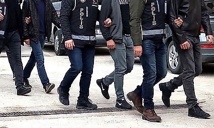 İzmir'de 'Sokaklar Güvende' operasyonu: 45 şüpheli yakalandı