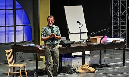 İzmir Fuarı'nda sanat dolu geceye Levent Yüksel ve Salih Bademci damga vurdu