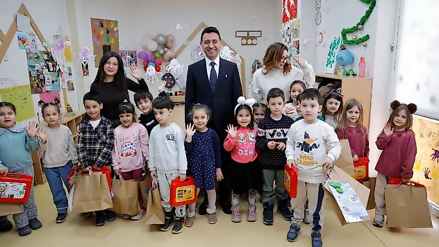 Bayraklı Belediyesi'nden öğrencilere eğitim desteği