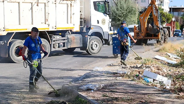 Buca'da temizlik seferberliği: Mahalleler baştan sona temizleniyor