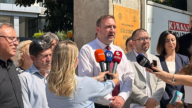 CHP İzmir'den yeni eğitim yılı mesajı: 'Kamusal Eğitim Cumhuriyeti'ni kuracağız'