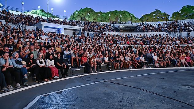 İzmir Enternasyonal Fuarı'nda kahkaha maratonu: Hangi gün kim sahne alacak?